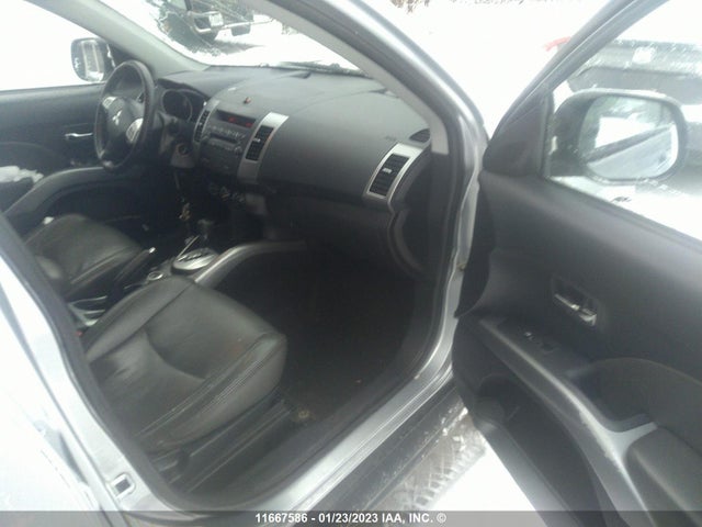 JA4MT31X19Z602933 Mitsubishi Outlander Se