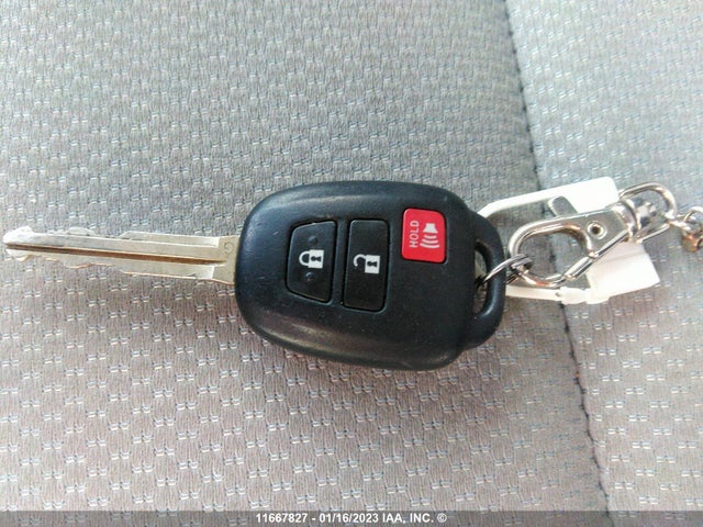 Toyota Yaris 2012 JTDKTUD31CD532298 Image 3