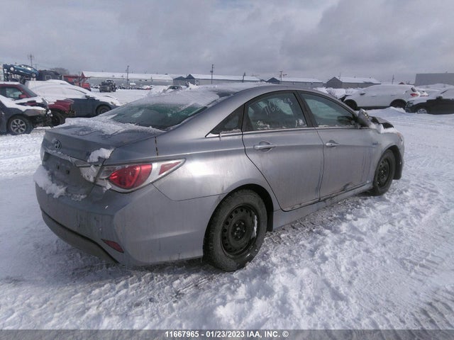 Hyundai SONATA HYBRID 2014 KMHEC4A45EA115552 Image 4