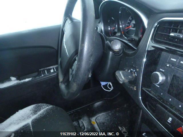 1C3CCBAB7DN692402 Chrysler 200 LX