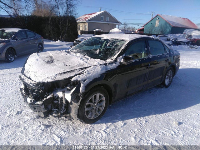 1VWAA7A30JC031054 Volkswagen Passat S/r-line