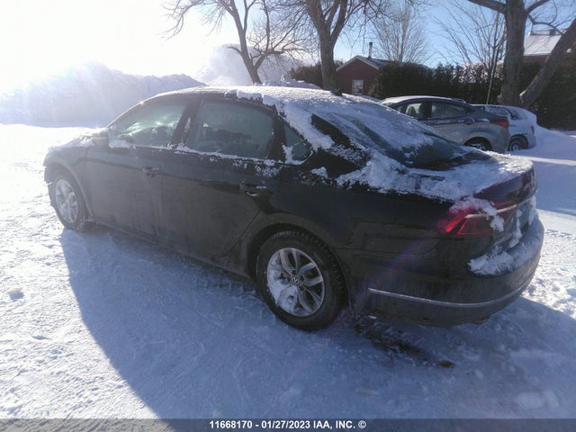 1VWAA7A30JC031054 Volkswagen Passat S/r-line