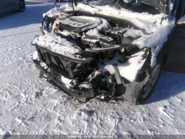 1VWAA7A30JC031054 Volkswagen Passat S/r-line