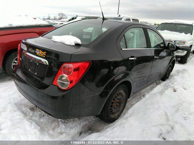 Chevrolet Sonic 2014 1G1JC5SH0E4112821 Image 4