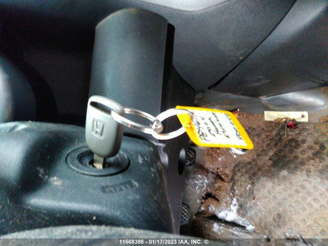Honda ELEMENT EX 2004 5J6YH27514L800040 Image 3