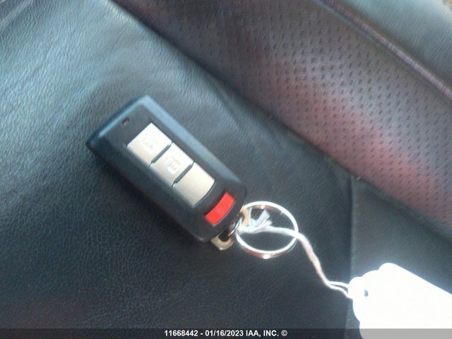 JA4JT5AX6BU609846 Mitsubishi OUTLANDER GT