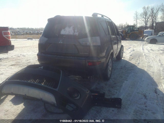 JA4JT5AX6BU609846 Mitsubishi OUTLANDER GT