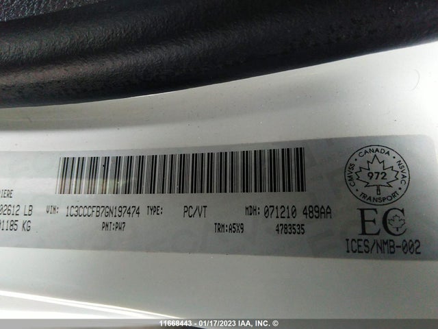 1C3CCCFB7GN197474 Chrysler 200 LX