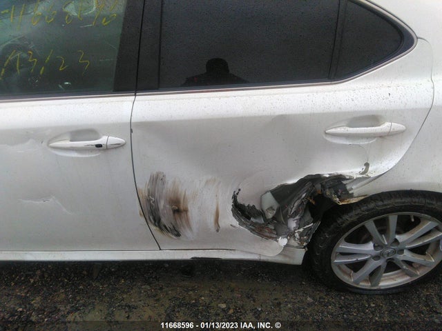 JTHBE262372010145 Lexus IS 350