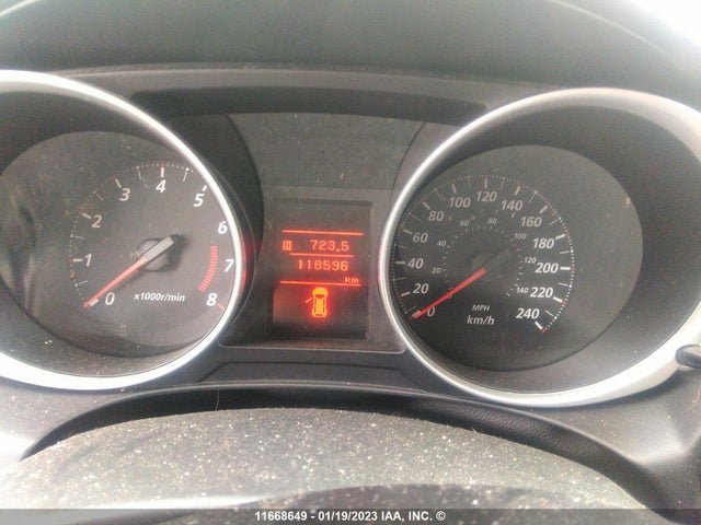 JA4AH3AU3BZ601685 Mitsubishi RVR SE