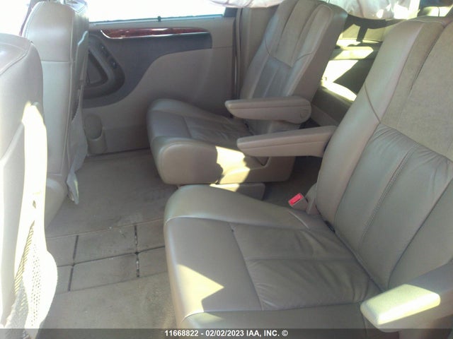 2C4RC1GG8DR513256 Chrysler Town & Country Limited