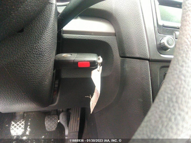 Volkswagen Golf 2012 WVWAA7AJ8CW152157 Image 3