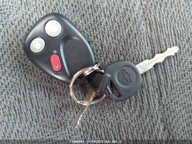 Chevrolet Trailblazer 2002 1GNDT13S122140908 Image 3