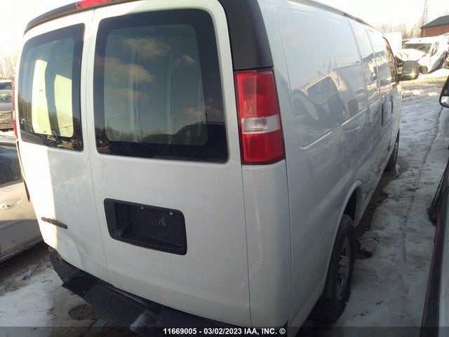 Chevrolet Express G2500 2018 1GCWGAFP7J1237418 Image 5