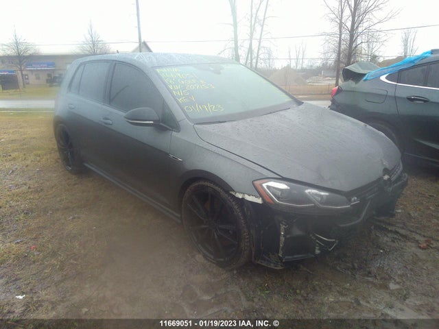 Volkswagen Golf R 2018 WVWVF7AUXJW207153 Image 1