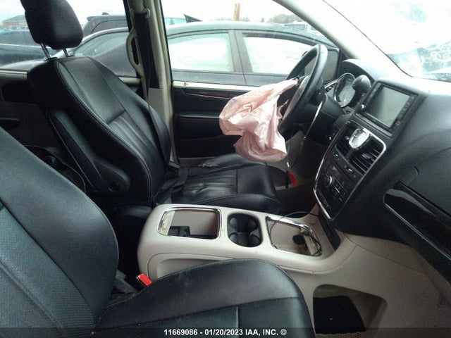 2C4RC1CG9ER243476 Chrysler Town & Country Touring L