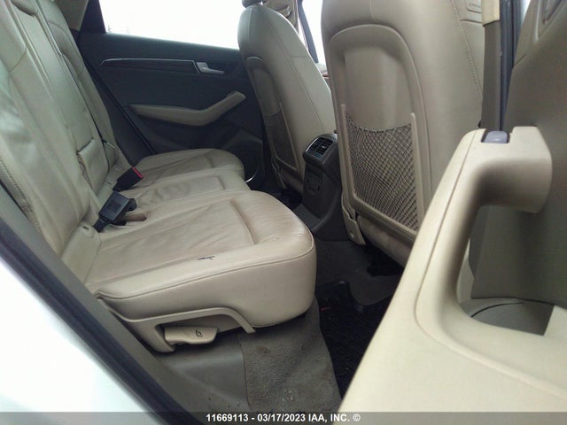 WA1LKCFP1CA053294 Audi Q5 Premium Plus