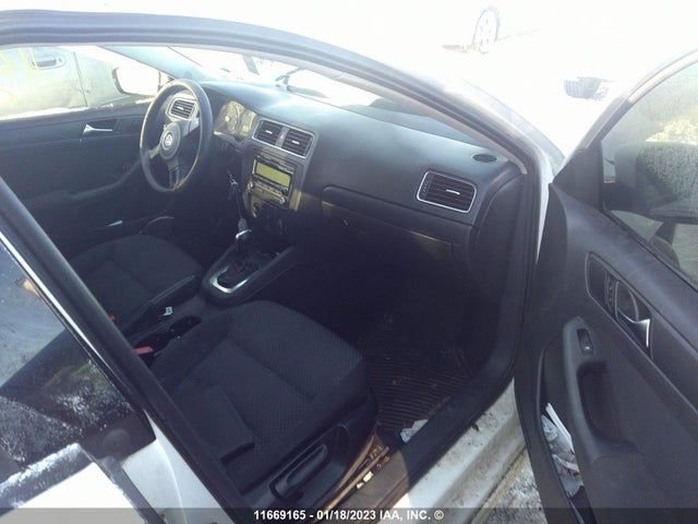 Volkswagen Jetta 2011 3VWDK7AJ7BM331831 Image 5