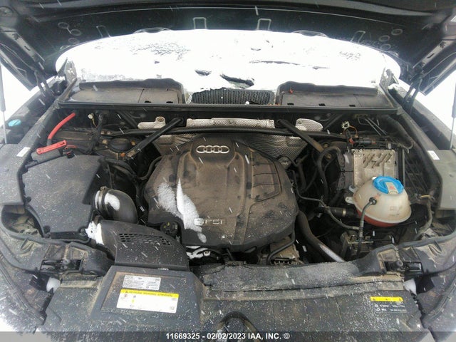 WA1BNAFY5J2002226 Audi Q5 Premium Plus