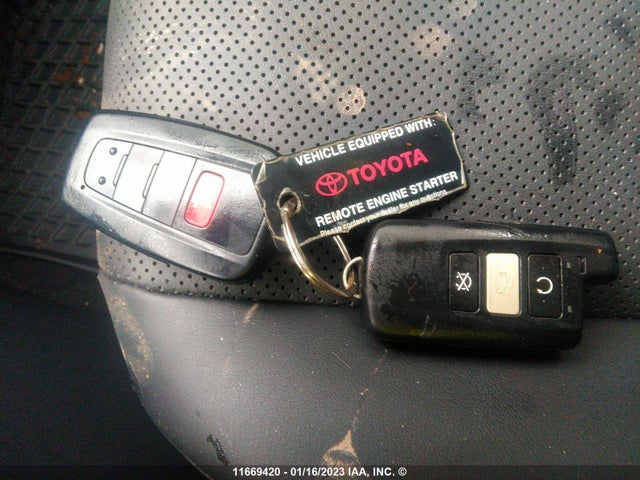 Toyota Rav4 Limited 2019 2T3DWRFV6KW033154 Image 3