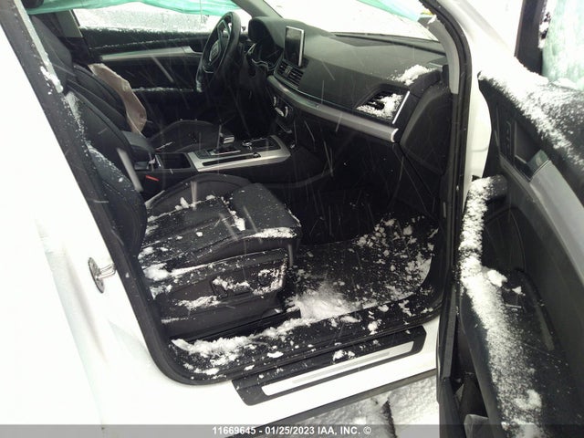 WA1CNAFY6J2106079 Audi Q5 Prestige