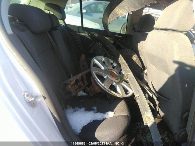 Volkswagen Rabbit 2008 WVWCA71K28W197801 Image 9