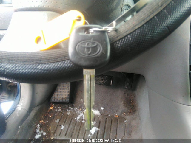Toyota COROLLA CE/LE/S 2005 2T1BR32E55C842113 Image 3