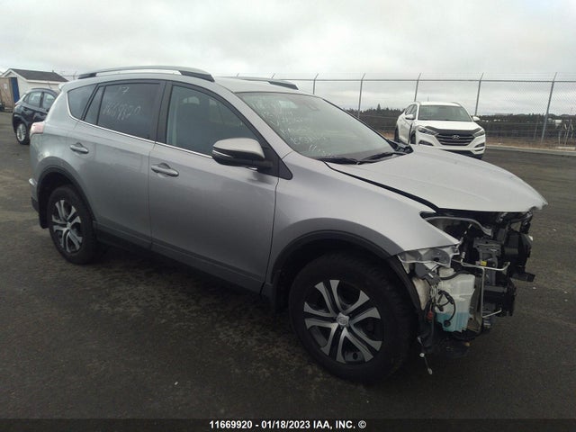 Toyota RAV4 LE 2017 2T3ZFREV8HW386740 zdjęcie główne