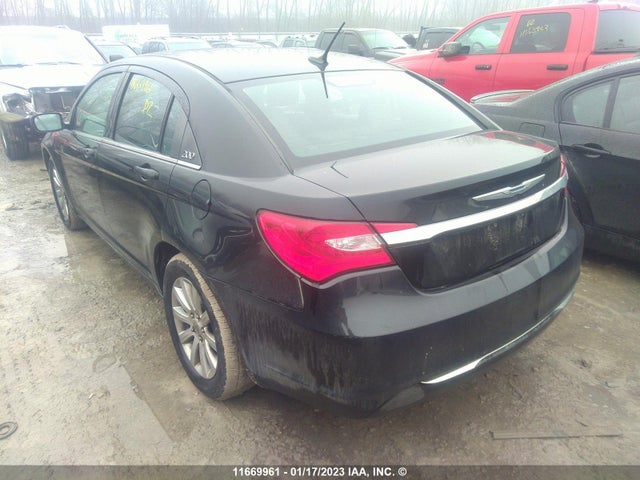 1C3CCBABXCN151679 Chrysler 200 LX