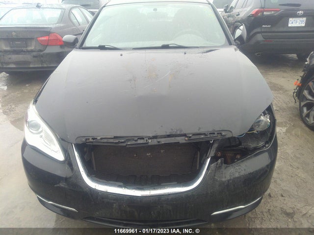 1C3CCBABXCN151679 Chrysler 200 LX