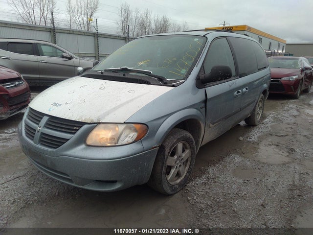 Dodge GRAND CARAVAN 2005 1D4GP24R45B425394 Image 2