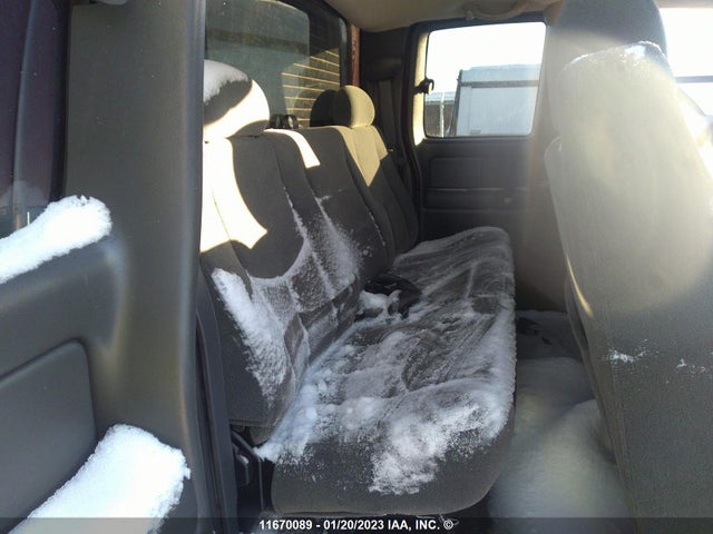 Chevrolet SILVERADO 1500 2004 1GCEC19T24Z226333 Image 9