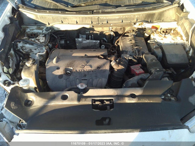 4A4AJ3AU8DE603140 Mitsubishi RVR SE