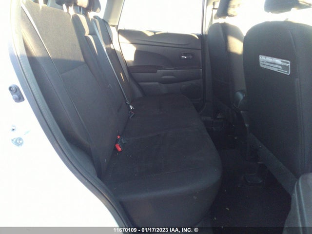 4A4AJ3AU8DE603140 Mitsubishi RVR SE