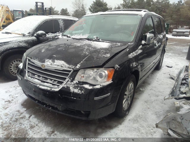 2A4RR6DX2AR123677 Chrysler Town & Country Limited