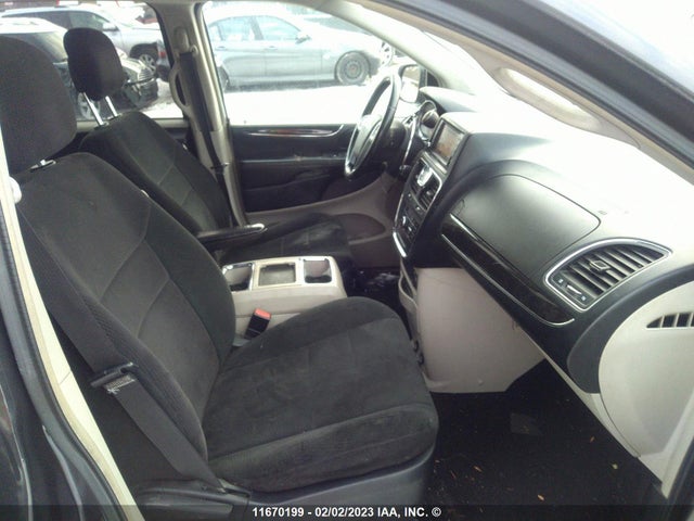 2A4RR5DG0BR727224 Chrysler Town & Country Touring