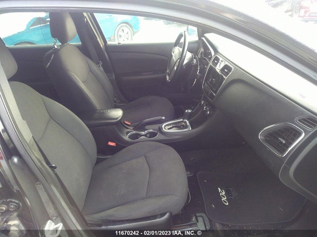 1C3CCBBB1DN583075 Chrysler 200 Touring