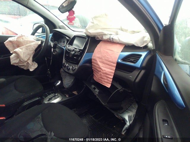Chevrolet SPARK 1LT 2017 KL8CD6SA8HC821330 Image 5