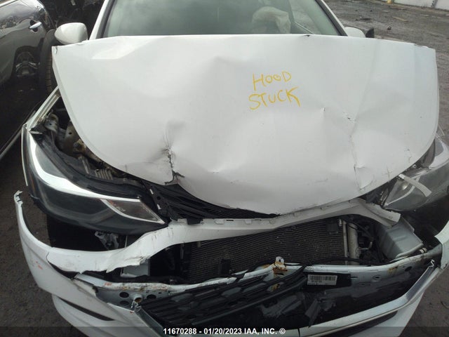 Chevrolet CRUZE LT 2018 1G1BE5SMXJ7107002 Image 10