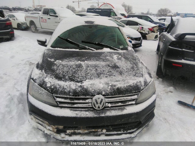 3VWB67AJ2HM330591 Volkswagen JETTA