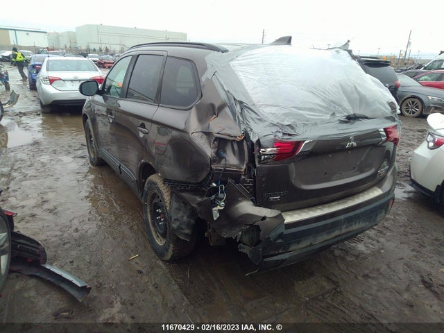 JA4JZ3AX2JZ603997 Mitsubishi Outlander Se/sel