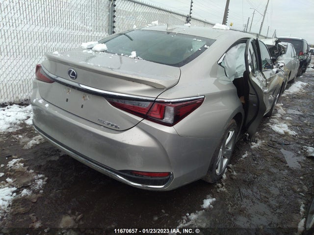 58AB21B10LU005215 Lexus ES 300H