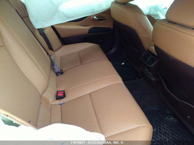 58AB21B10LU005215 Lexus ES 300H