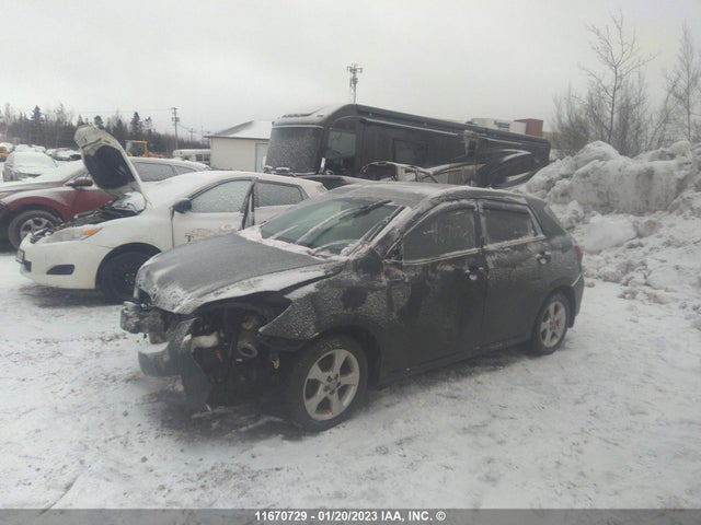 Toyota Corolla Matrix 2013 2T1KU4EE5DC034004 Image 2