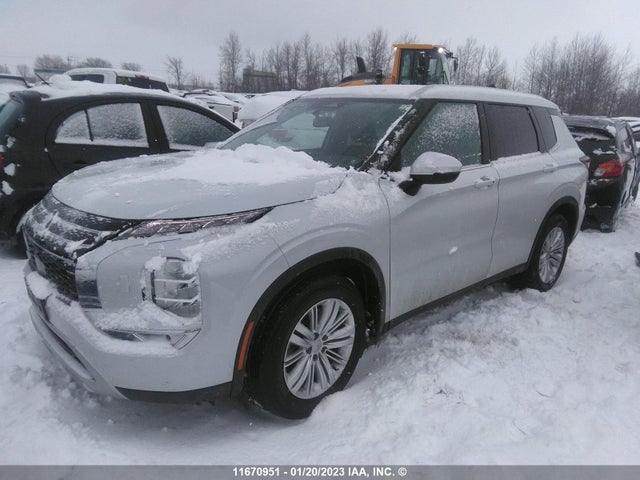 JA4J4UA81NZ615173 Mitsubishi Outlander Se/black Edition