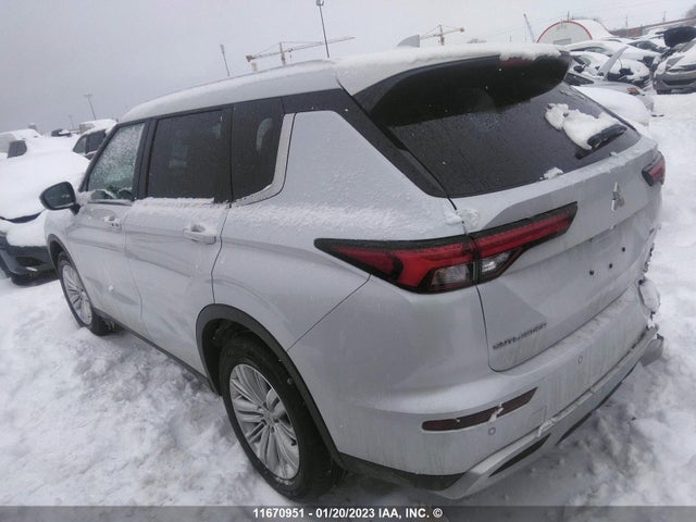 JA4J4UA81NZ615173 Mitsubishi Outlander Se/black Edition