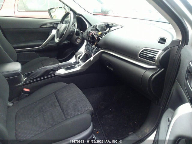 JA4AT3AA7LZ609732 Mitsubishi Eclipse Cross Es