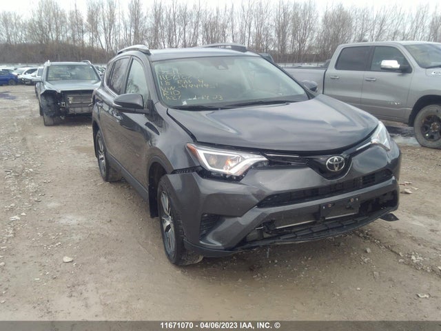 Toyota RAV4 LE 2018 2T3ZFREV5JW494495 Image 6
