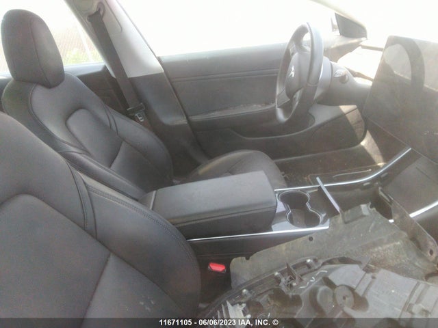 5YJ3E1EA7JF027396 Tesla MODEL 3
