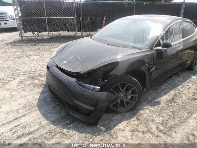 5YJ3E1EA7JF027396 Tesla MODEL 3